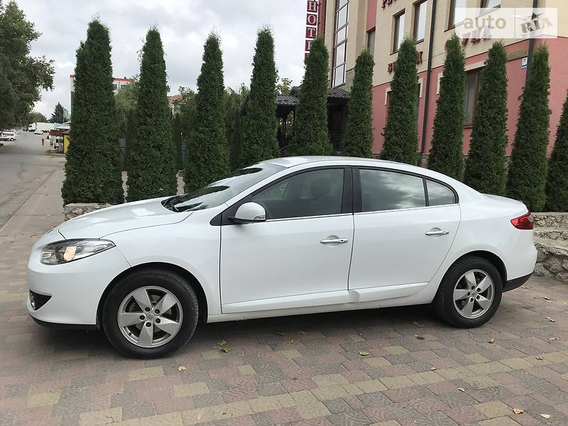 Седан Renault Fluence 2011 в Тернополі