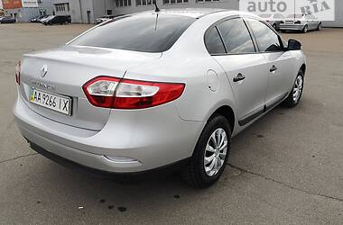 Седан Renault Fluence 2010 в Киеве