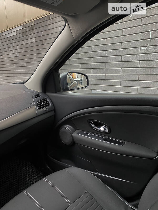 Седан Renault Fluence 2016 в Тернополі фото 10 Седан Renault Fluence 2016 в Тернополі