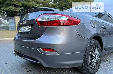 Седан Renault Fluence 2011 в Ровно