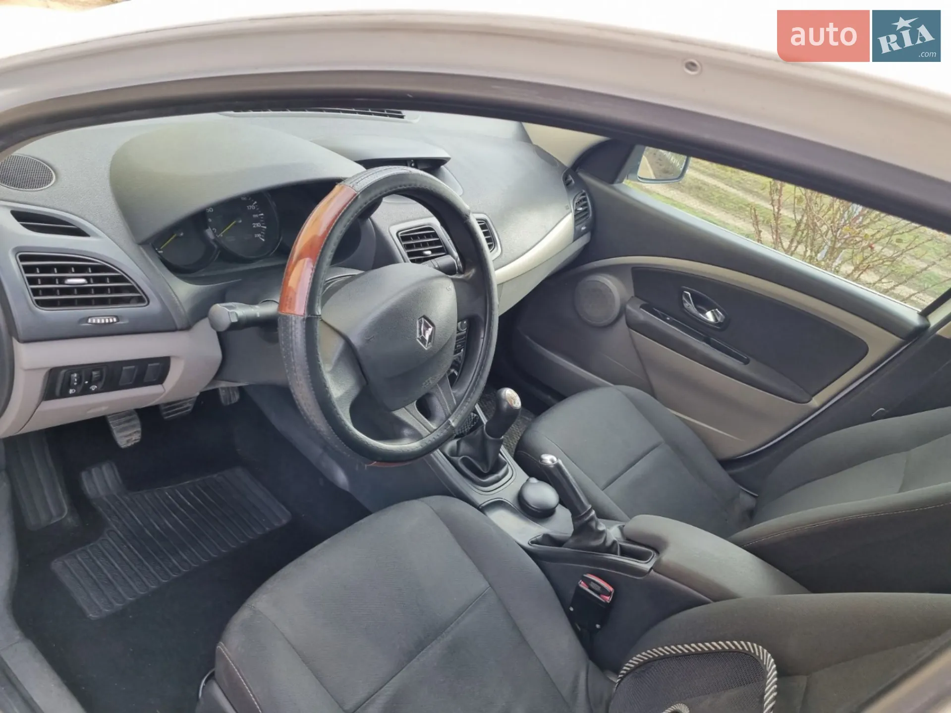 2012 Renault Fluence - мініатюра 7