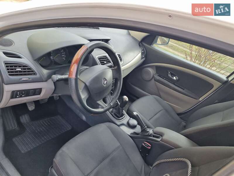 Седан Renault Fluence 2012 в Одессе