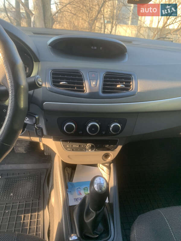 Седан Renault Fluence 2012 в Кременчуге