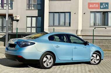 Седан Renault Fluence 2012 в Калуше