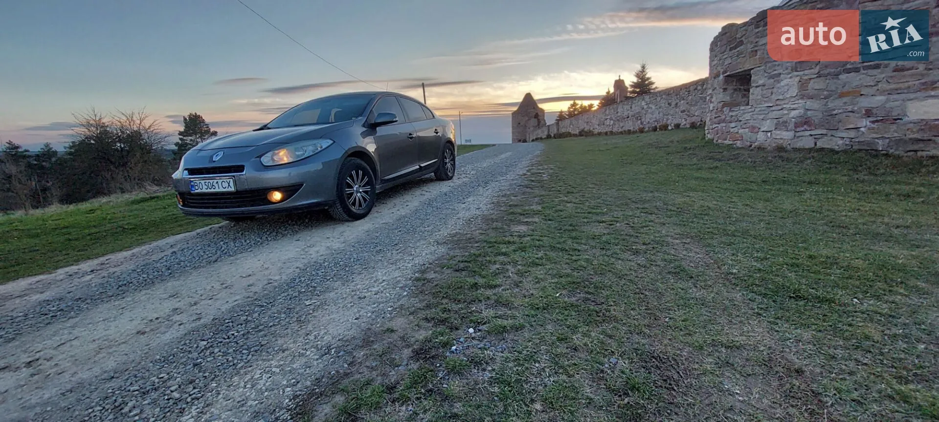 2010 Renault Fluence - мініатюра 4
