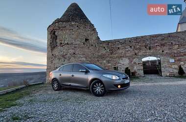 Седан Renault Fluence 2010 в Тернополе