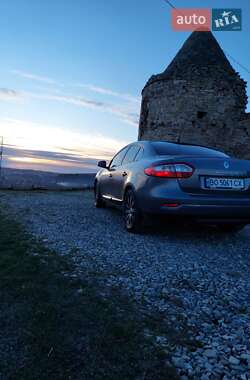 Седан Renault Fluence 2010 в Тернополе