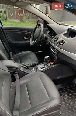 Седан Renault Fluence 2011 в 