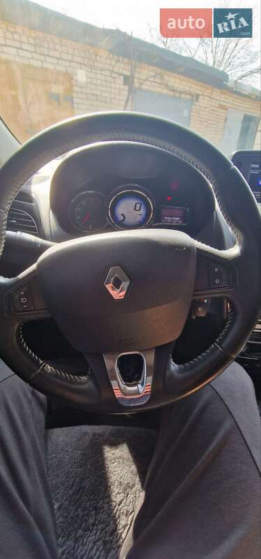 Седан Renault Fluence 2015 в Кривому Розі
