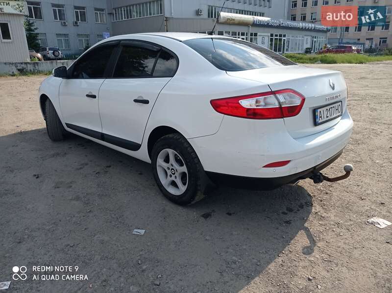 Седан Renault Fluence 2010 в Вишгороді