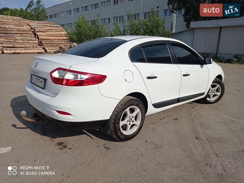 Седан Renault Fluence 2010 в Вишгороді
