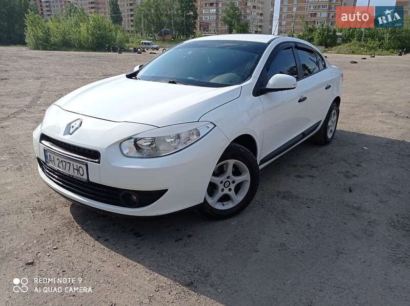 Седан Renault Fluence 2010 в Вишгороді