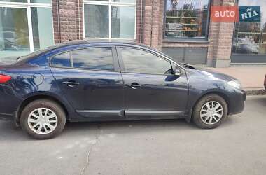 Седан Renault Fluence 2010 в Киеве