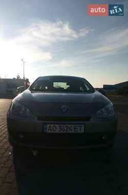 Седан Renault Fluence 2012 в Хусті