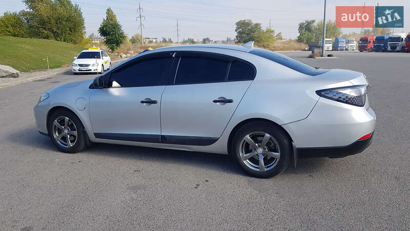 Седан Renault Fluence 2012 в Днепре