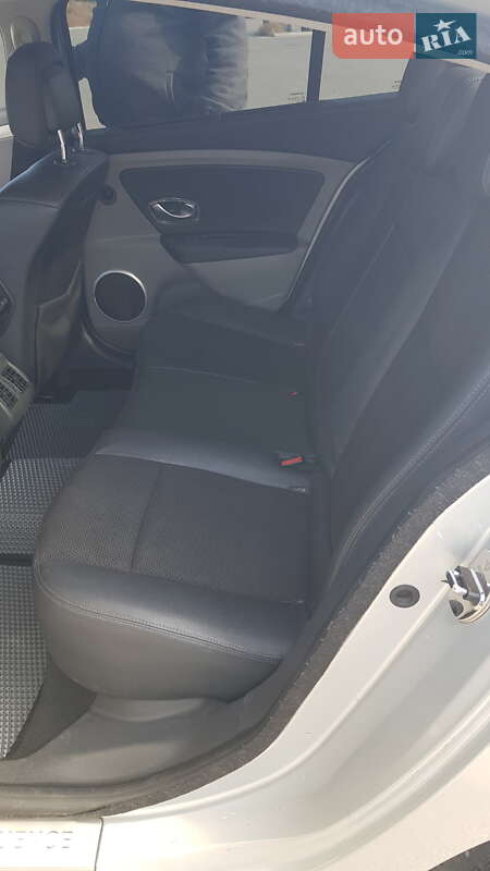 Седан Renault Fluence 2012 в Днепре