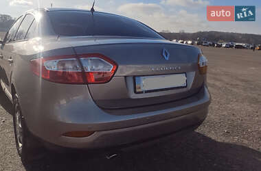 Седан Renault Fluence 2011 в Днепре