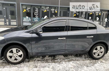 Седан Renault Fluence 2010 в Івано-Франківську