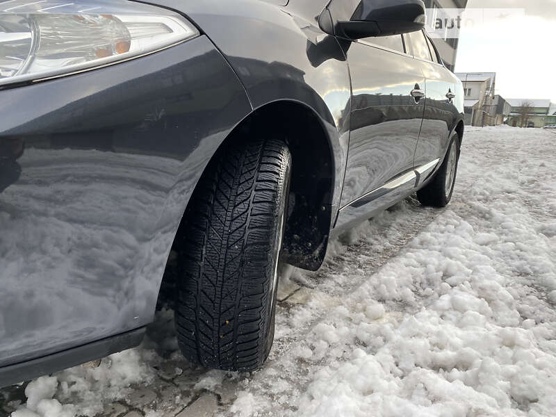 Седан Renault Fluence 2010 в Івано-Франківську