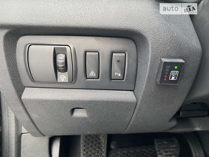 Седан Renault Fluence 2010 в Івано-Франківську