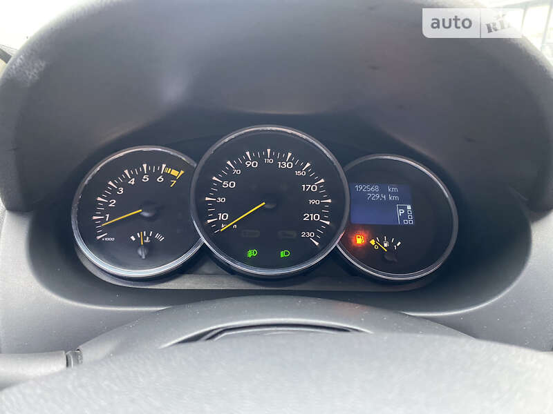 Седан Renault Fluence 2010 в Івано-Франківську