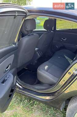 Седан Renault Fluence 2010 в Шепетівці