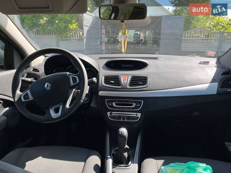 Седан Renault Fluence 2010 в Шепетовке