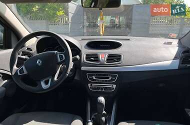 Седан Renault Fluence 2010 в 