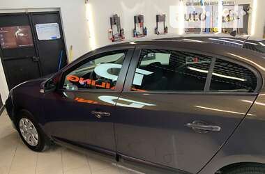 Седан Renault Fluence 2013 в 