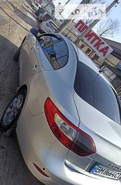 Седан Renault Fluence 2010 в Сумах