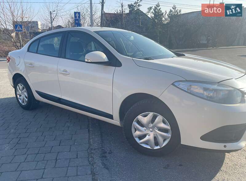 Седан Renault Fluence 2013 в Львове