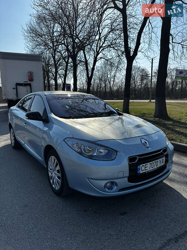 Седан Renault Fluence 2012 в 