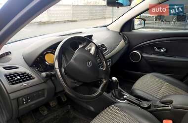 Седан Renault Fluence 2012 в 