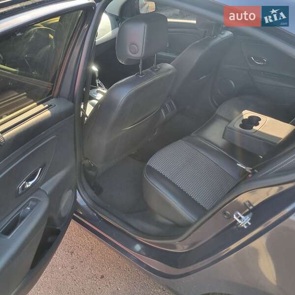 Седан Renault Fluence 2012 в Киеве