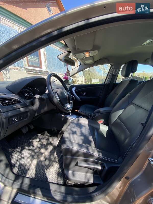 Седан Renault Fluence 2012 в Ровно