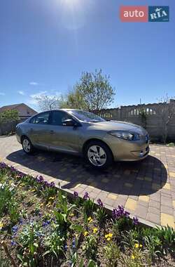 Седан Renault Fluence 2012 в 