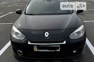 Седан Renault Fluence 2011 в Киеве