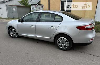 Renault Fluence 2011