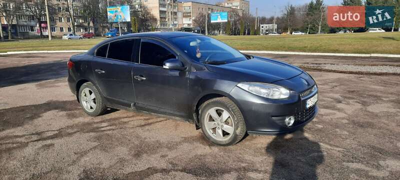 Седан Renault Fluence 2010 в Ровно