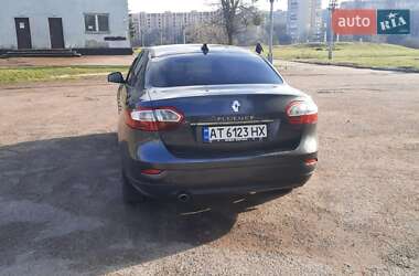 Седан Renault Fluence 2010 в 