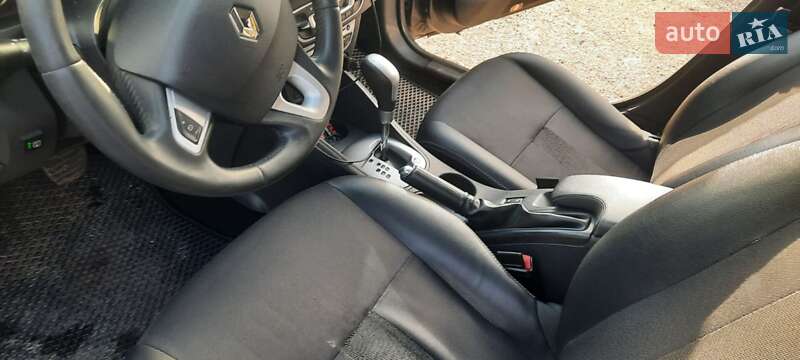 Седан Renault Fluence 2010 в Ровно