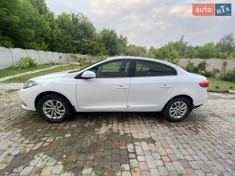 Седан Renault Fluence 2016 в 