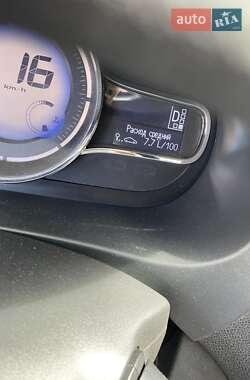 Седан Renault Fluence 2016 в 