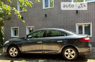 Седан Renault Fluence 2010 в Киеве