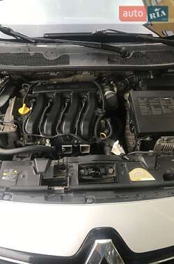 Седан Renault Fluence 2013 в 