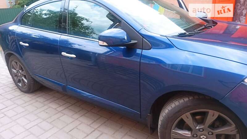 Седан Renault Fluence 2010 в Черкасах