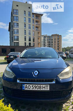 Седан Renault Fluence 2010 в Сваляве