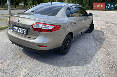 Седан Renault Fluence 2011 в 