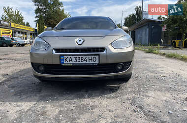 Седан Renault Fluence 2011 в 