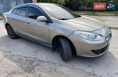 Седан Renault Fluence 2011 в 